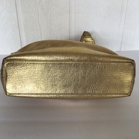 VINTAGE WHITING AND DAVIS GOLD LEATHER AND MESH BAG PURSE - Picture 11 of 16